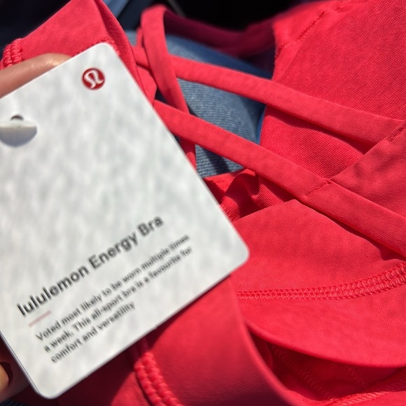NWT - lululemon Energy Bra
Medium Support, B–D Cups in Size 6 - Red Glow - Picture 8 of 8